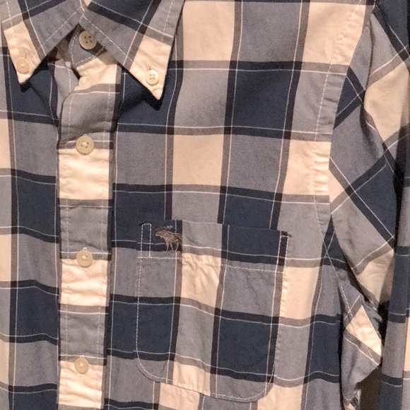 A & F pattern shirt - Picture 3 of 3